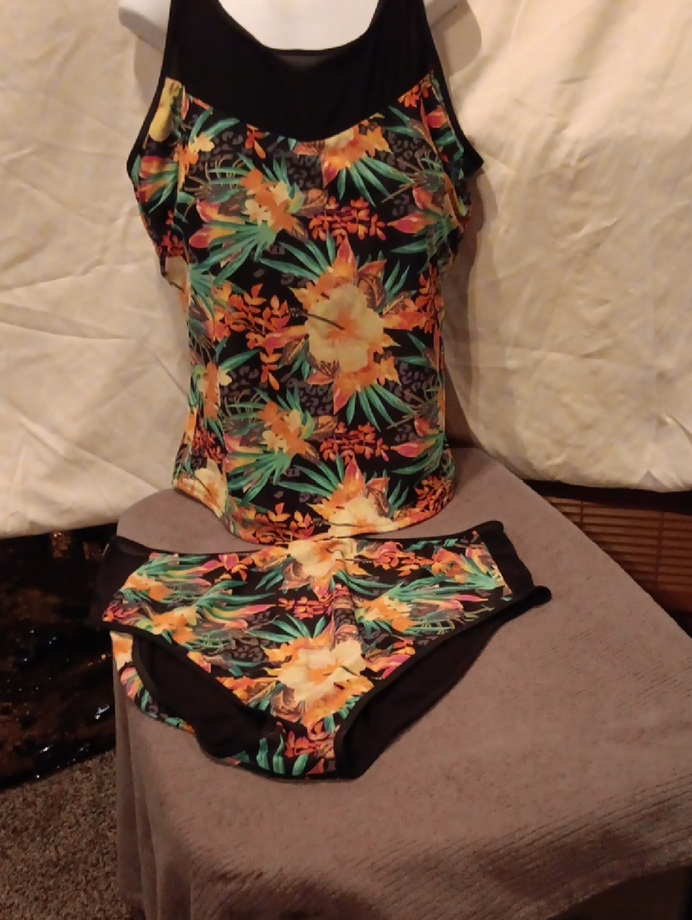 Floral Tropical Tankini Bikini Set - Black & Multicolor